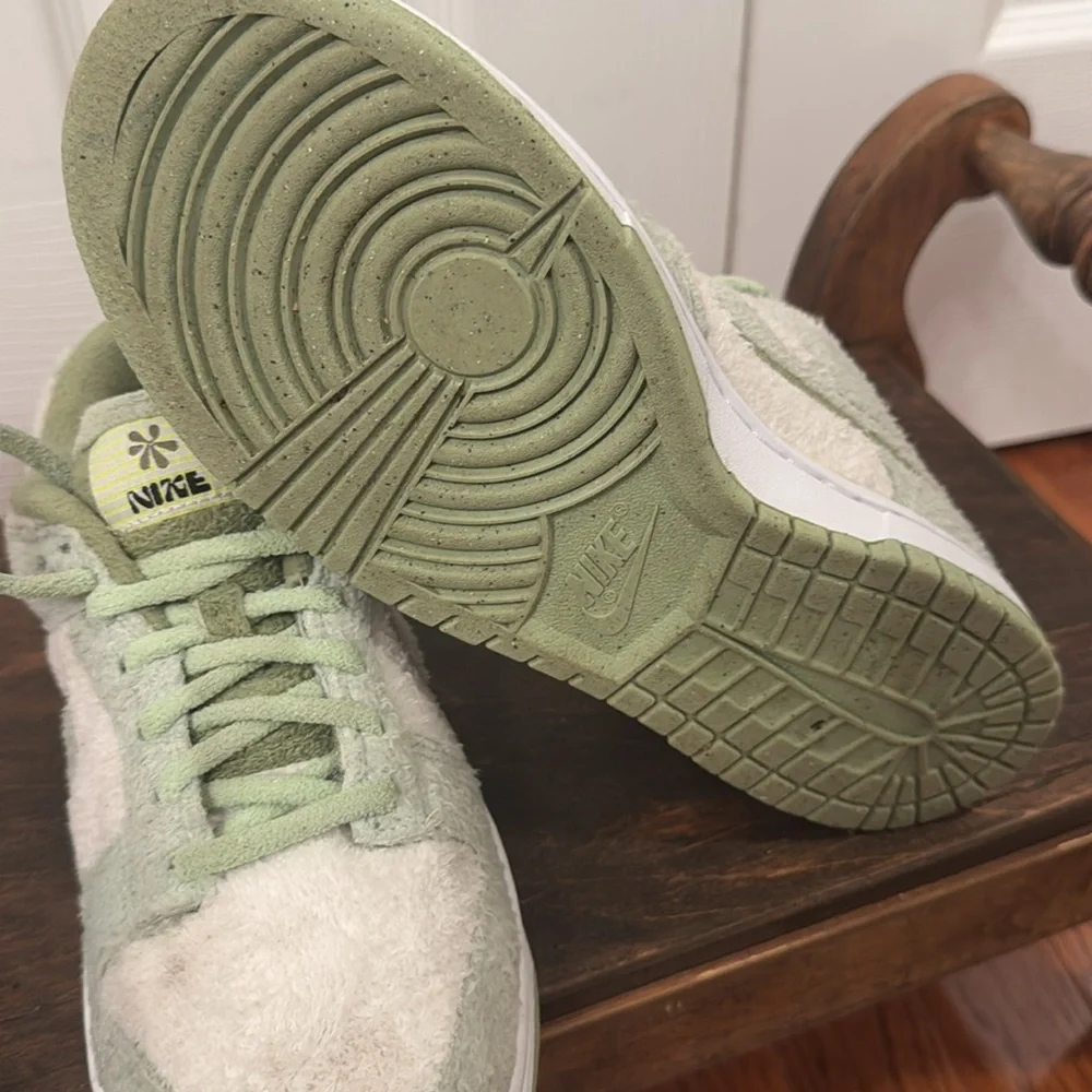 Fleece Honeydew Nike Dunks